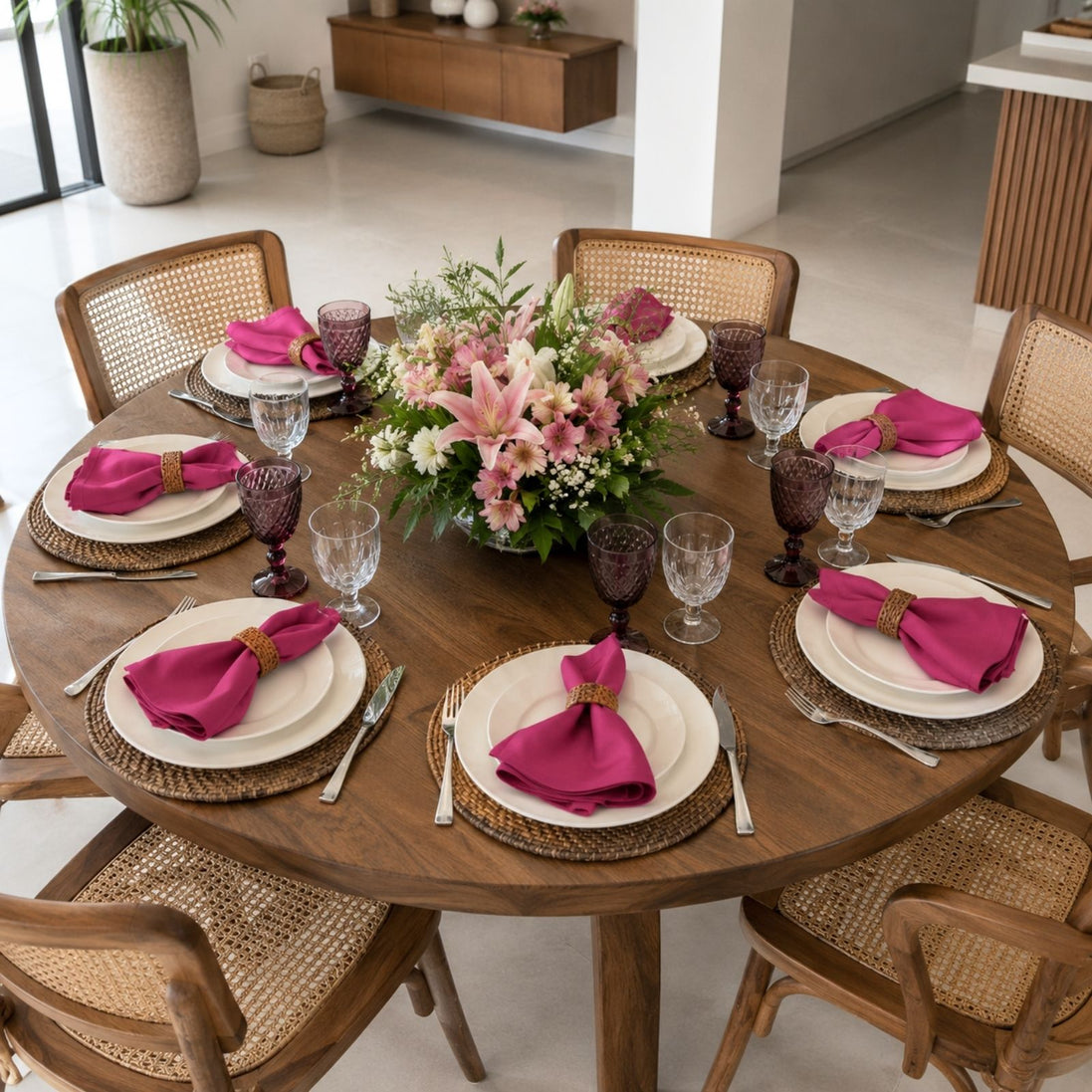 Charlo's Set of 4 Pink Fucsia 100% Cotton Solid Cloth Napkins 15" by 15" Washable Reusable
