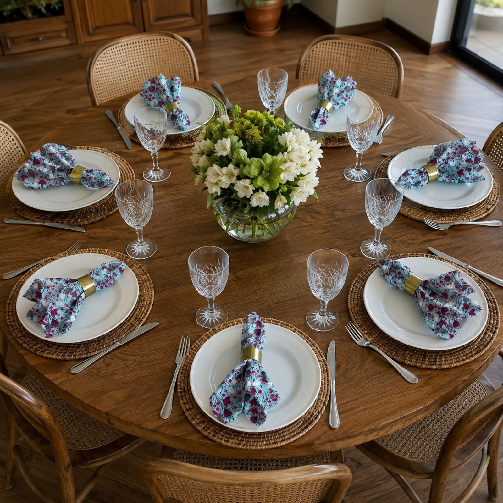 Charlo's Set of 4 Turquoise Blue 100% Cotton Floral Cerrado Cloth Napkins 15