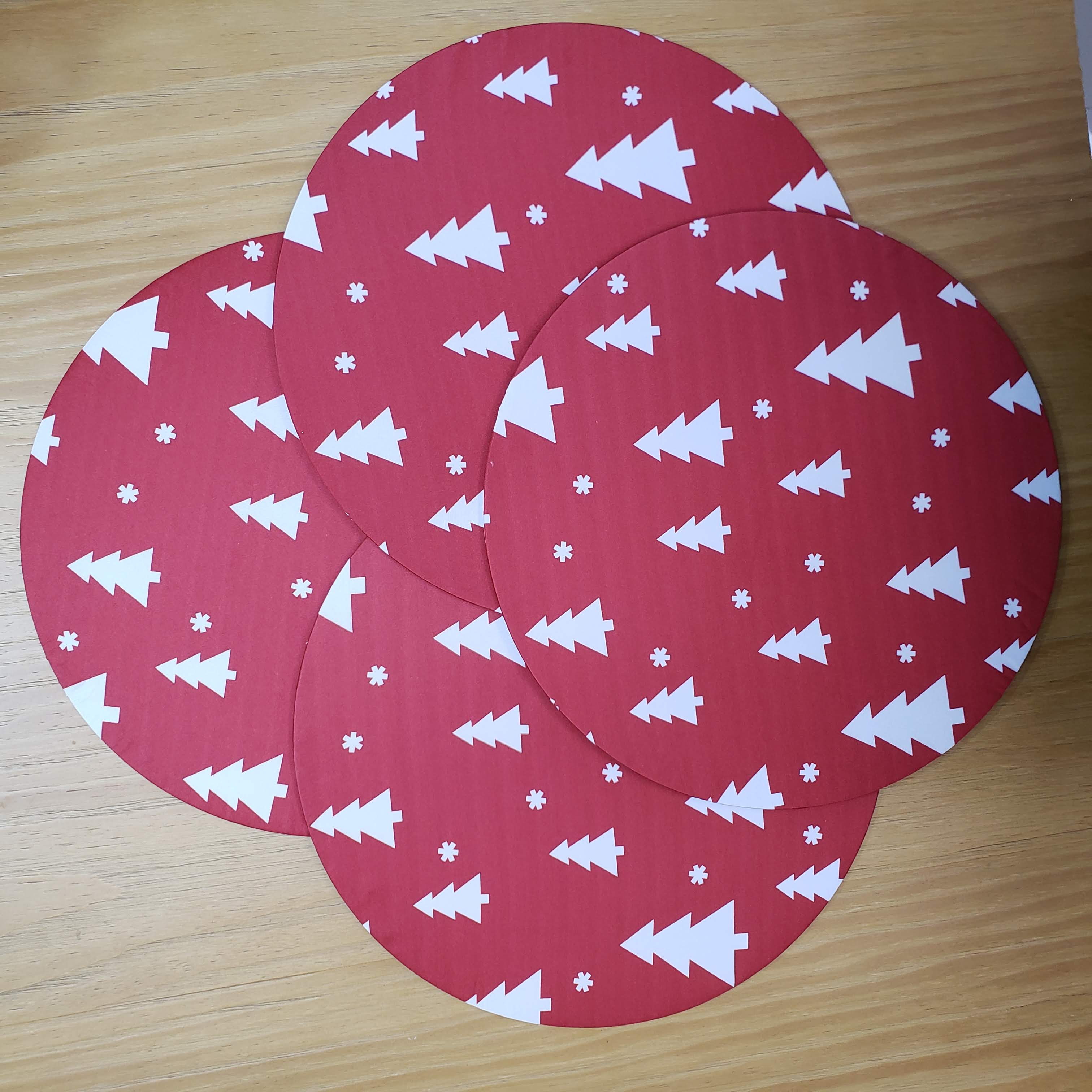 Set of 4 Round Placemats Covers Christmas Tree Cloth 14
