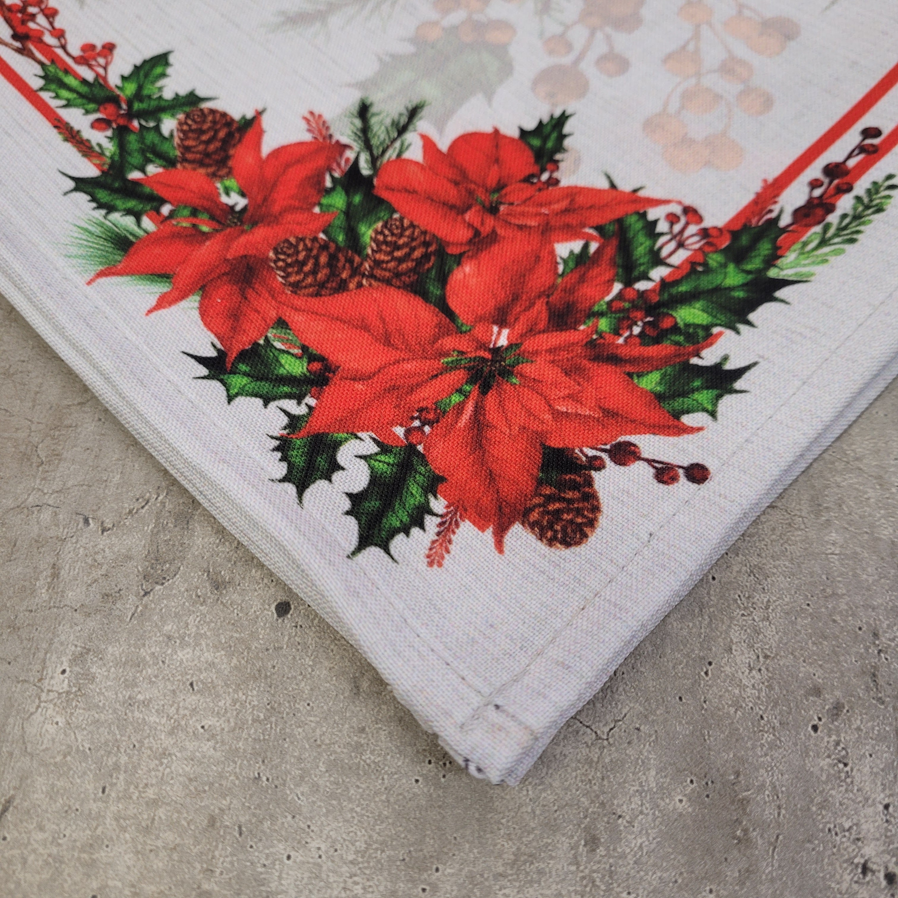 Charlo's Cloth Napkins Set of 4 Christmas Grey Flower 16