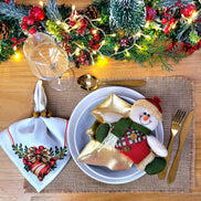 Charlo's Cloth Napkins Set of 4 Christmas Wreath 16