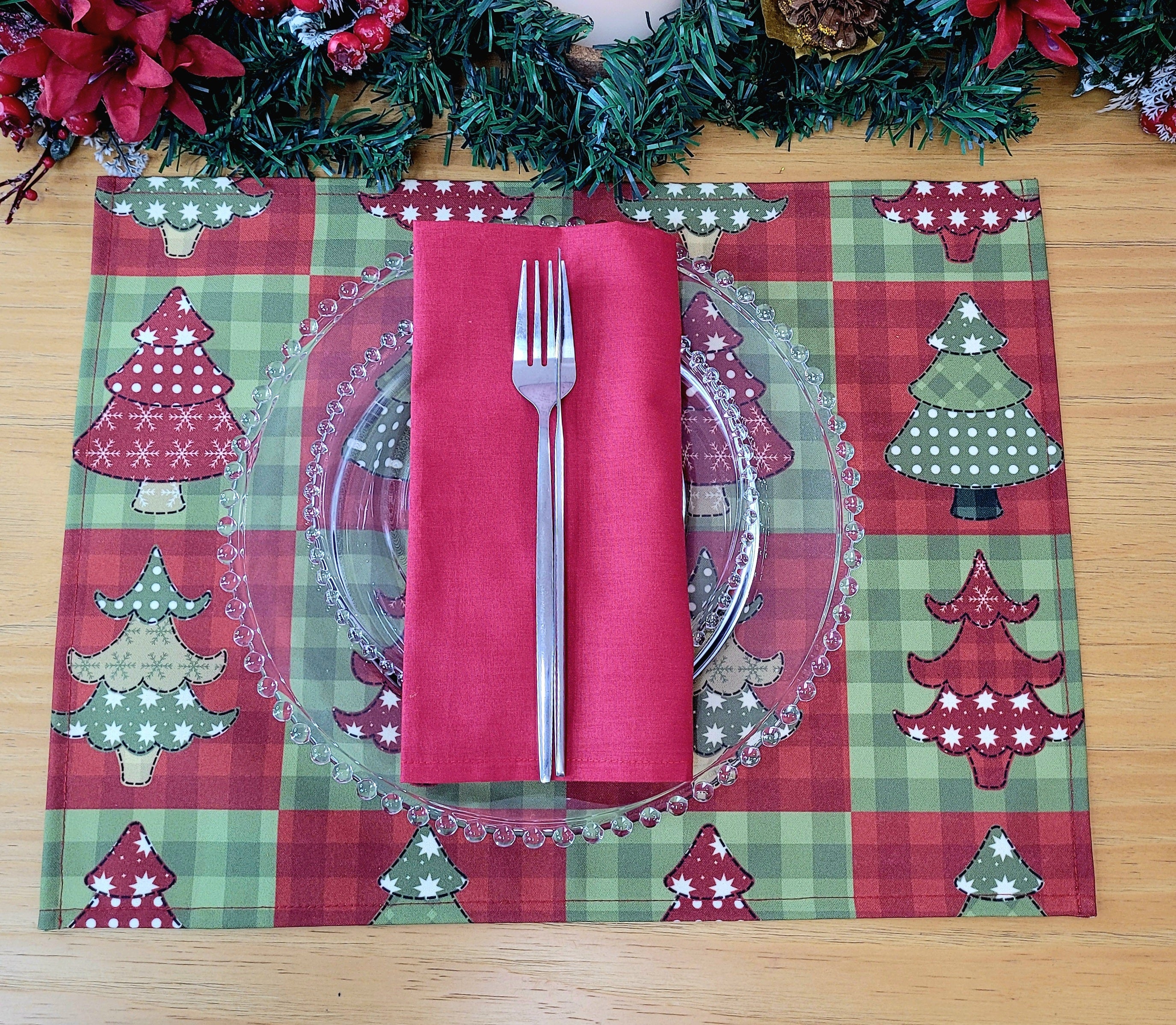 Set of 4 Placemats Christmas Tree Patchwork Cloth Waterproof 17