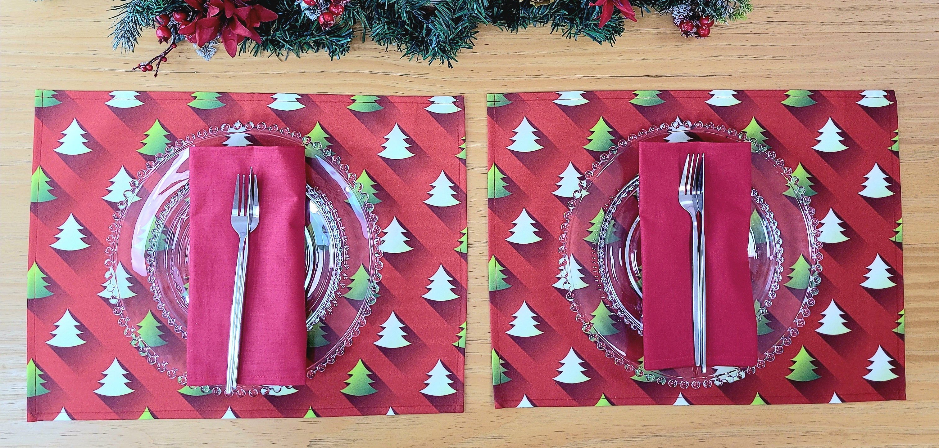Set of 4 Placemats Green Degrade Christmas Tree Cloth Waterproof 17