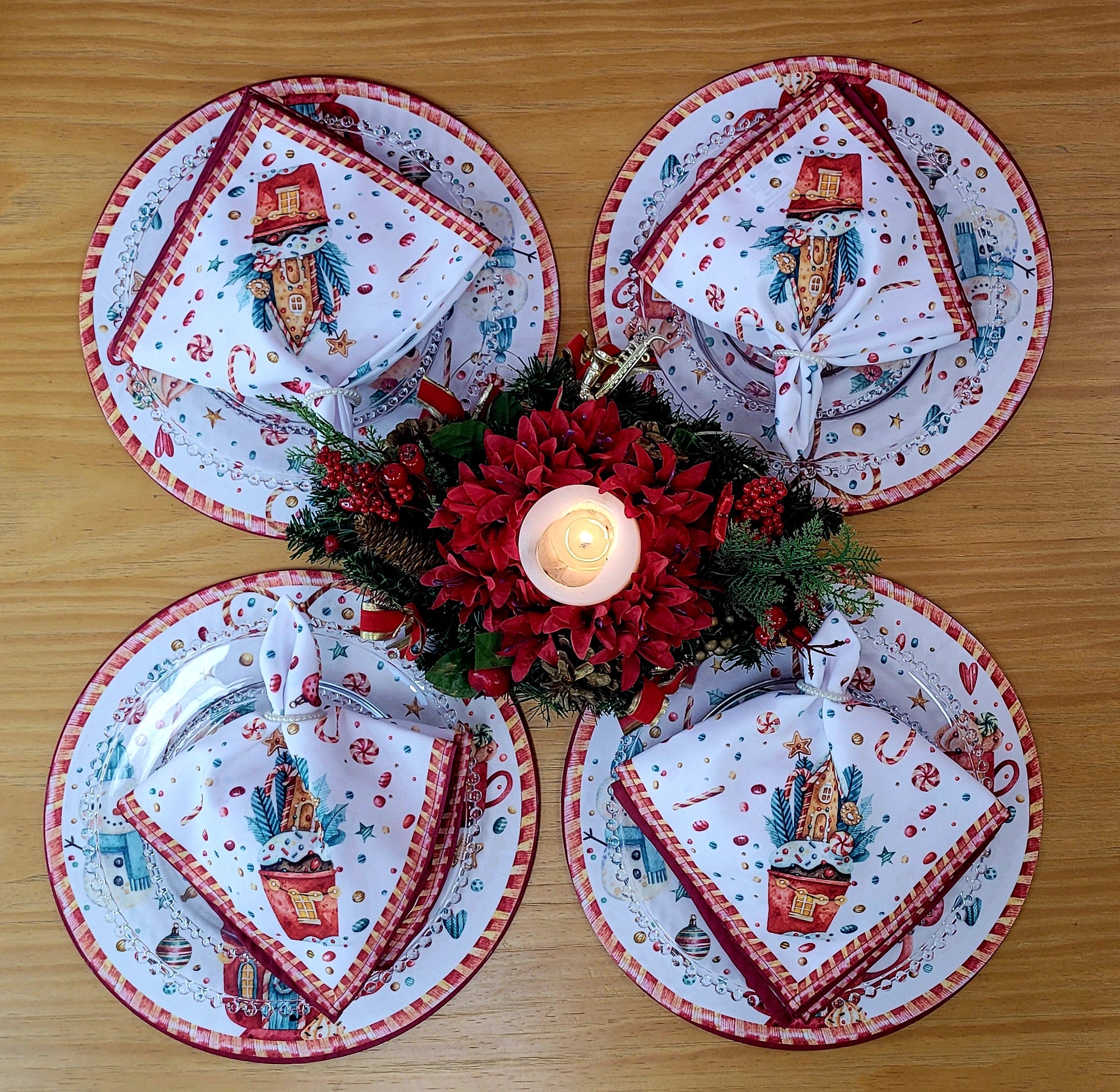 Set of 4 Round Placemats Covers Christmas Candy Cloth 14