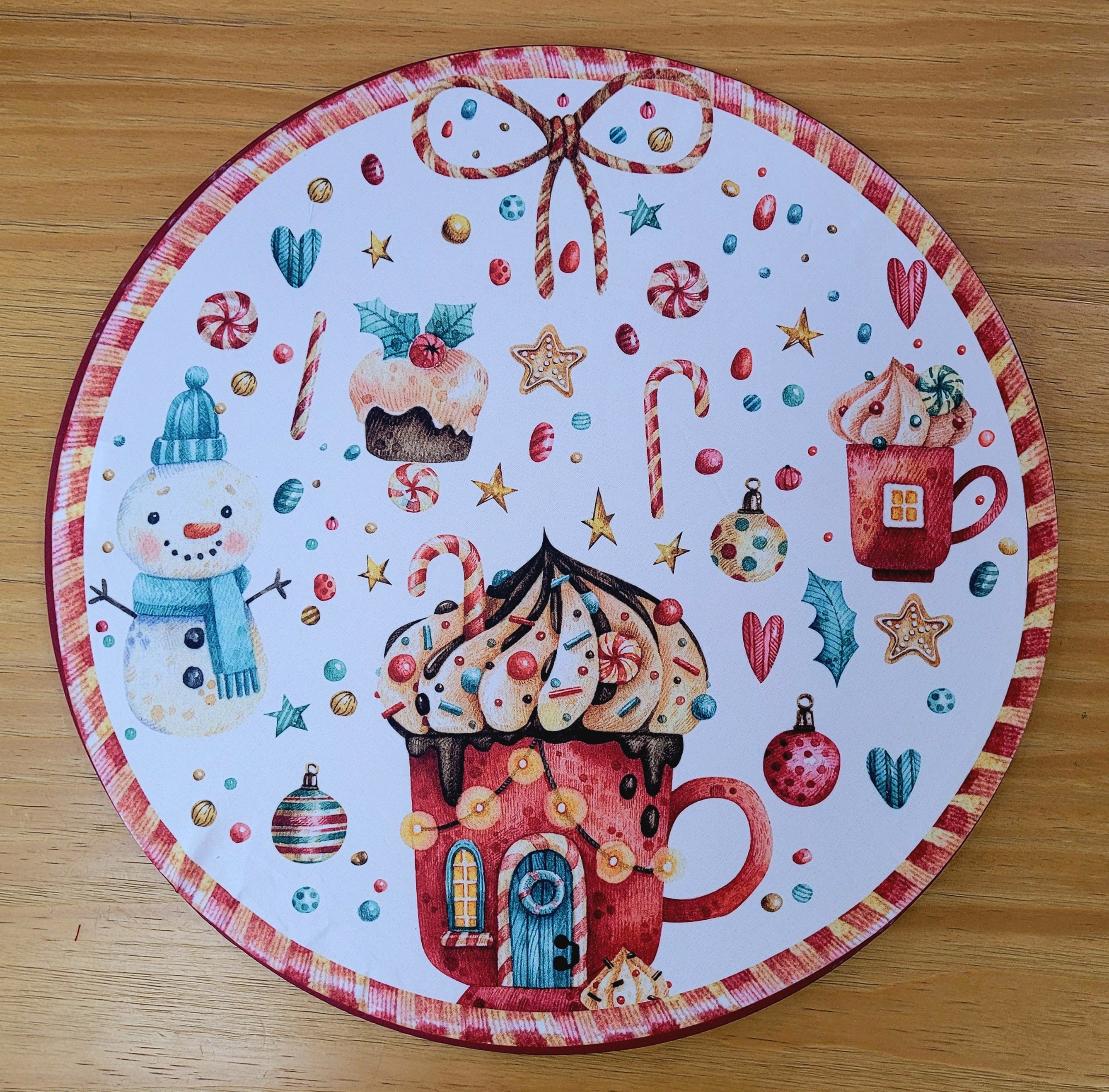 Set of 4 Round Placemats Covers Christmas Candy Cloth 14