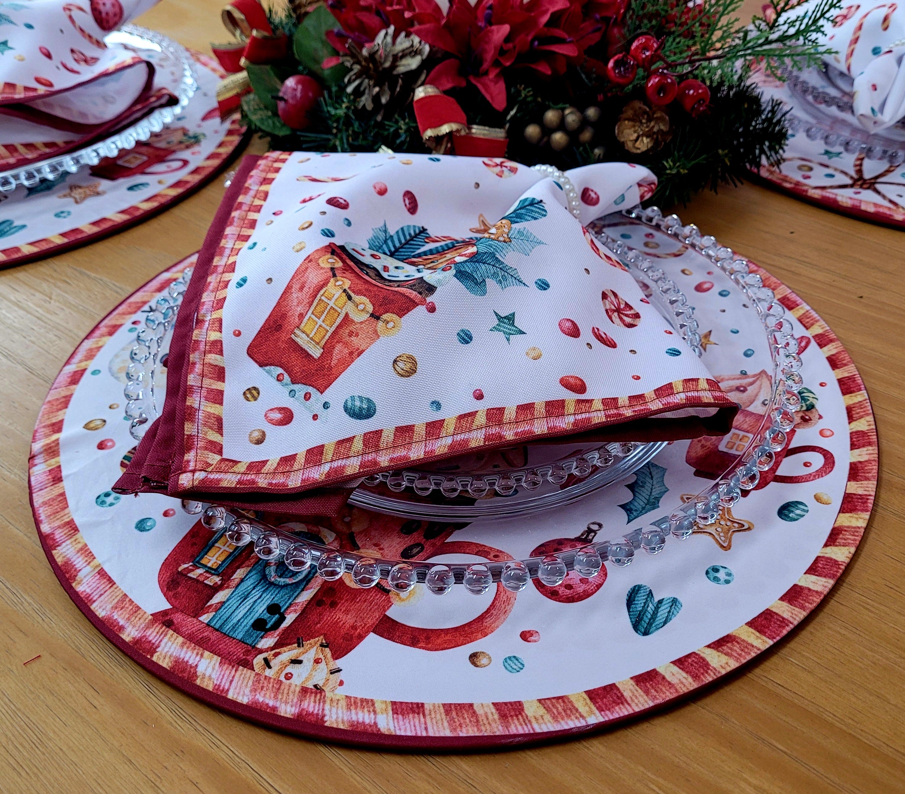 Set of 4 Round Placemats Covers Christmas Candy Cloth 14