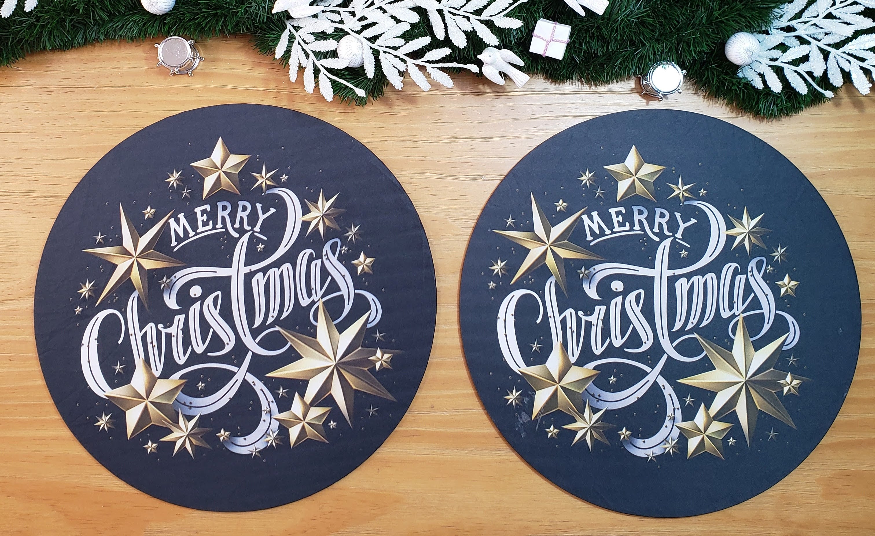 Set of 4 Round Placemats Covers Merry Christmas Cloth 14