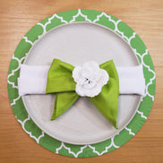 Set of 4 Round Placemats Covers 14 Dia inch Lemon Green Arabesque