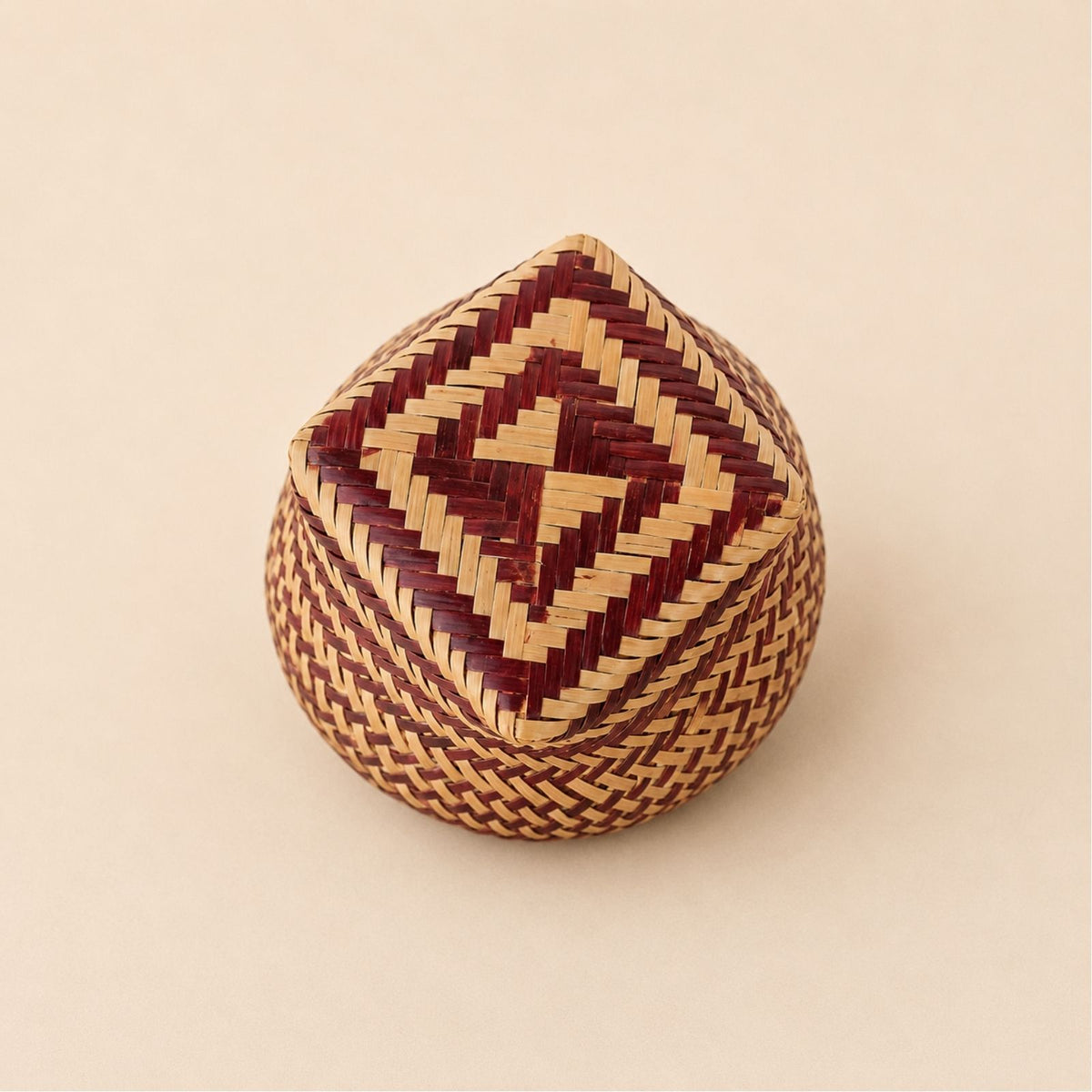 Brazilian Indigenous Art | Urutu Baniwa Jar – Terracotta 6.30 x 6.30 x 9.06 in