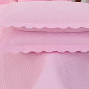 Queen Quilted Bedspread Set 3 Pieces Pink 98.4 x 94.5 in – Soft Microfiber Lightweight Bedding
