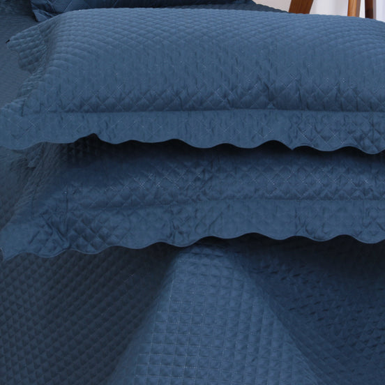 Queen Quilted Bedspread Set 3 Pieces Navy 98.4 x 94.5 in – Soft Microfiber Lightweight Bedding