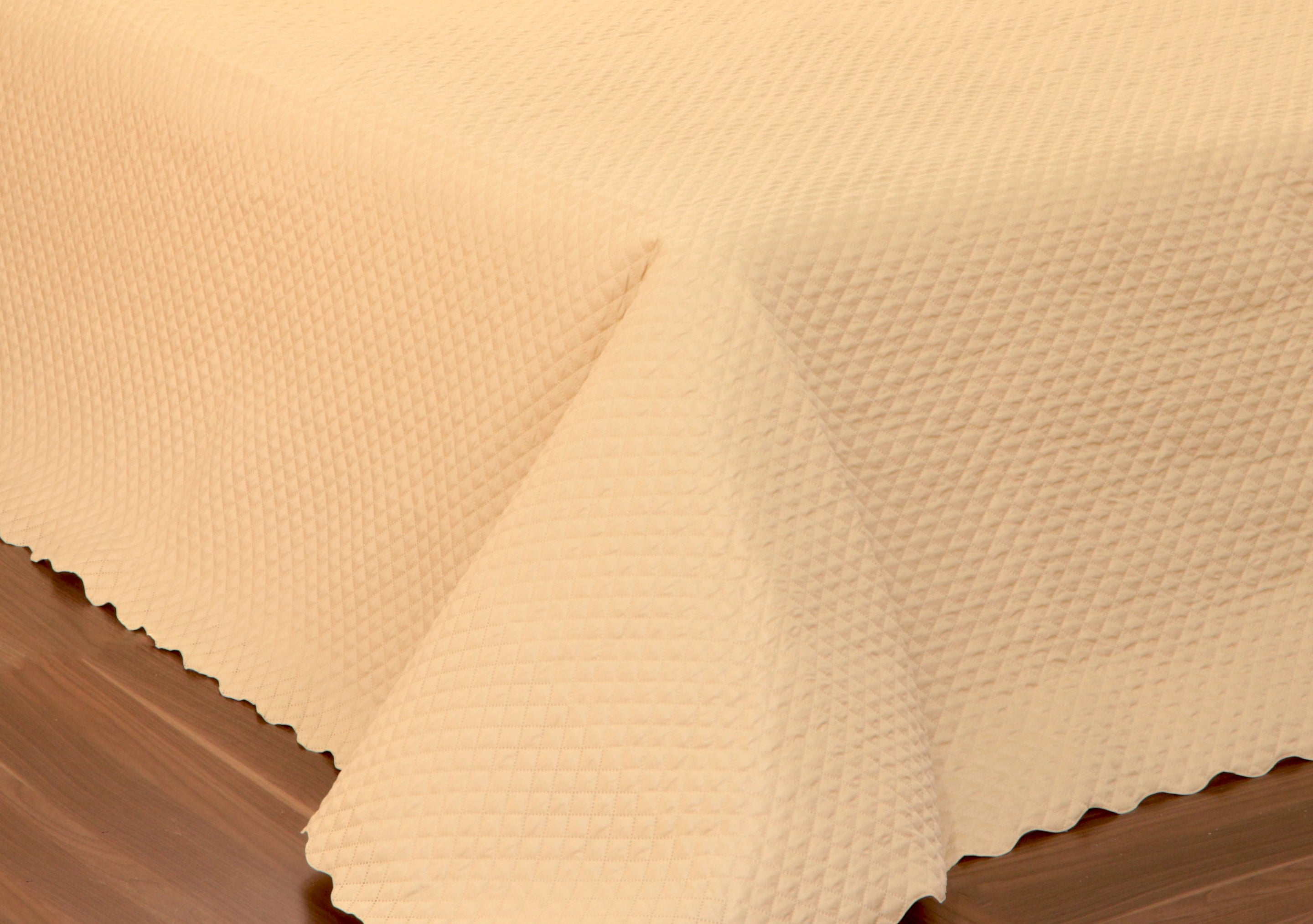 Queen Quilted Bedspread Set 3 Pieces Hazelnut Beige 98.4 x 94.5 in – Soft Microfiber Bedding