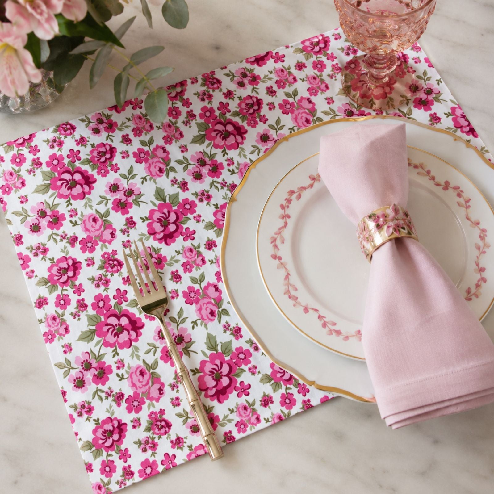 Charlo's Set of 4 Rectangular Placemats Floral Cupid 18
