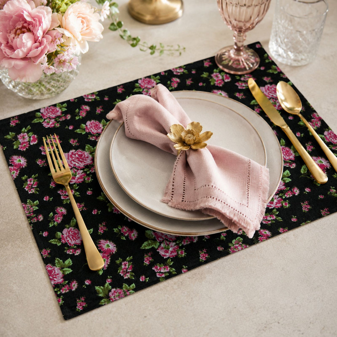 Charlo's Set of 4 Rectangular Placemats Florada 18" x 12"