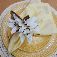 Maison Charlo Set of 4 Off White Lilies Charm Flower Napkin Rings