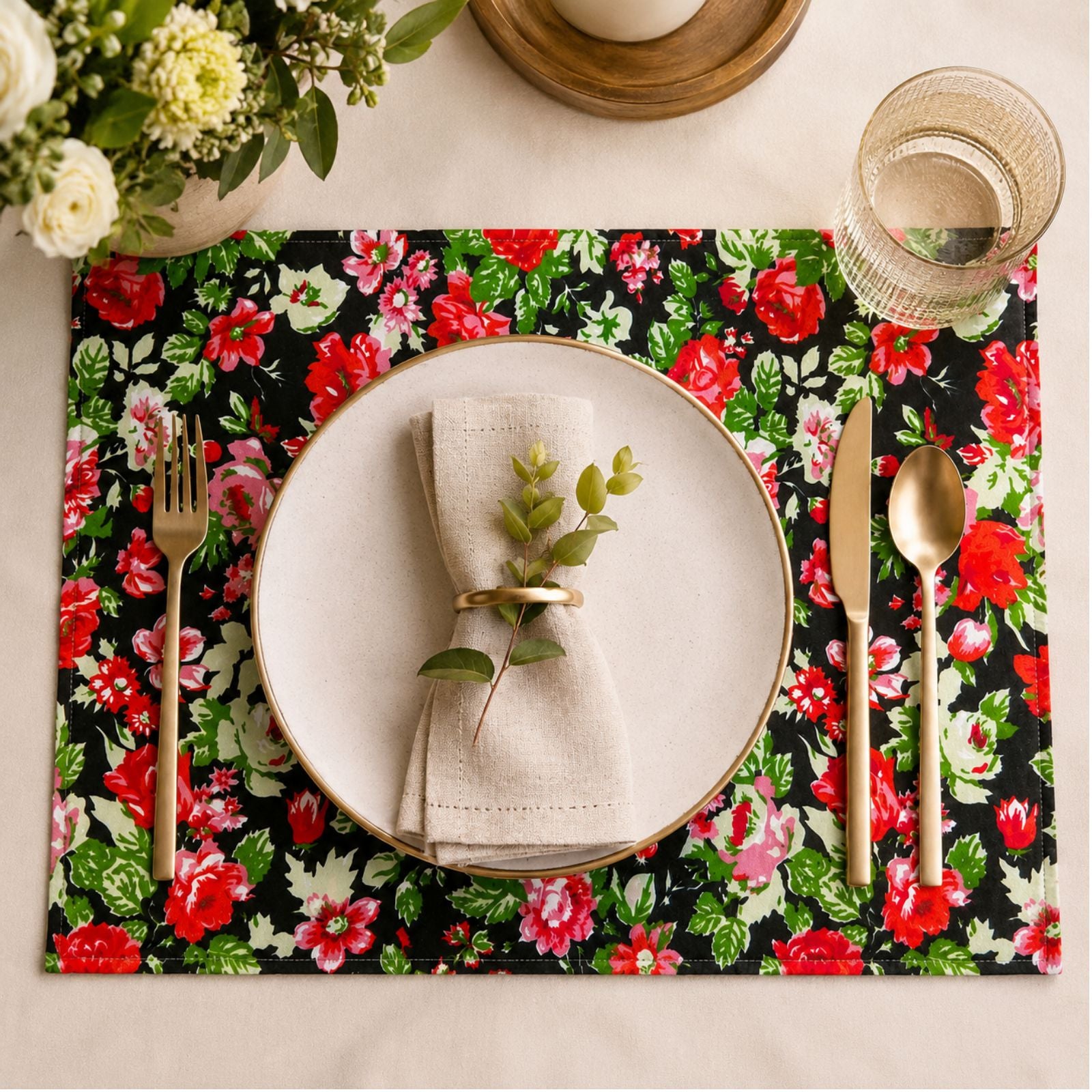 Charlo's Set of 4 Rectangular Placemats Maria Madalena 18