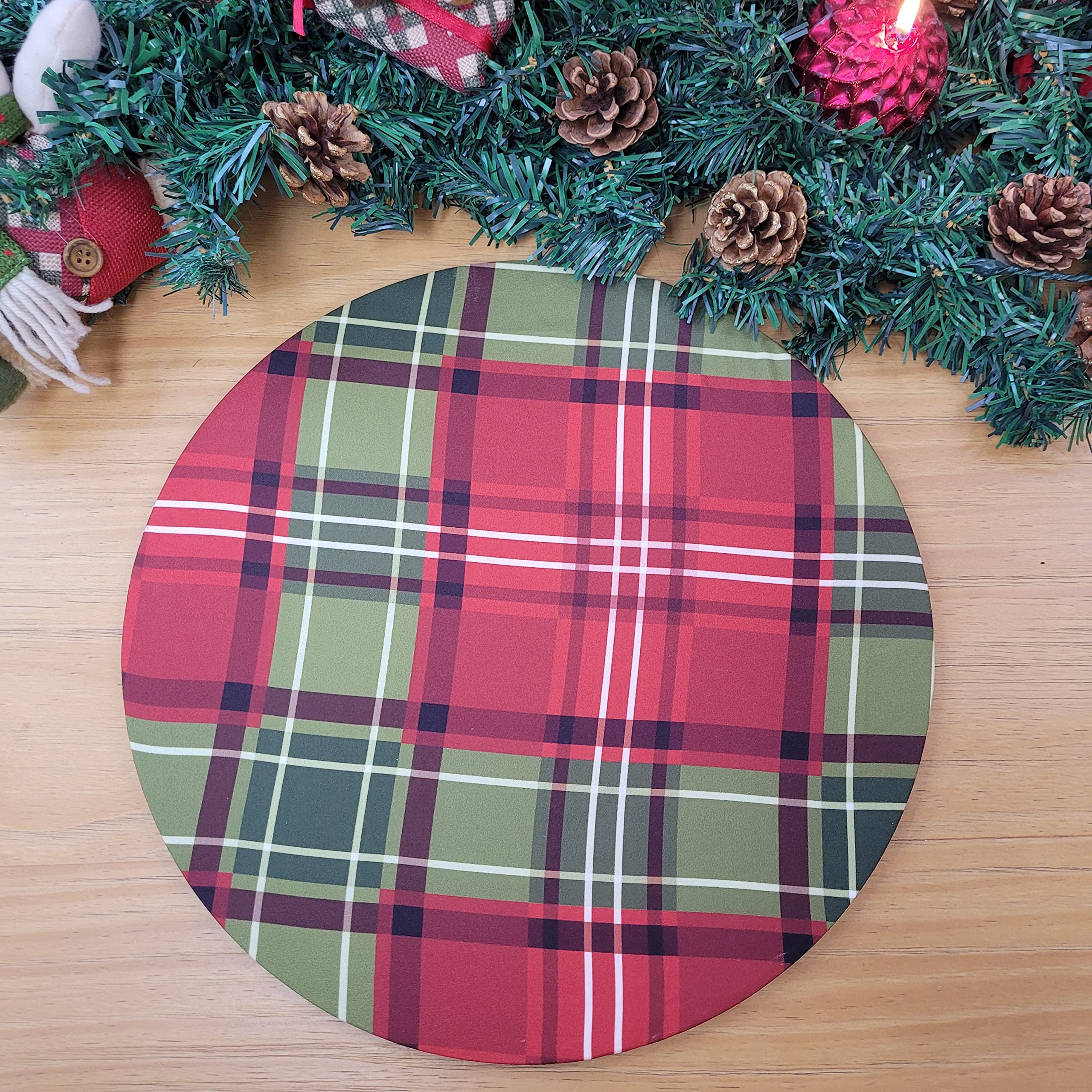 Set of 4 Round Placemats Covers Christmas Plaid Cloth 14