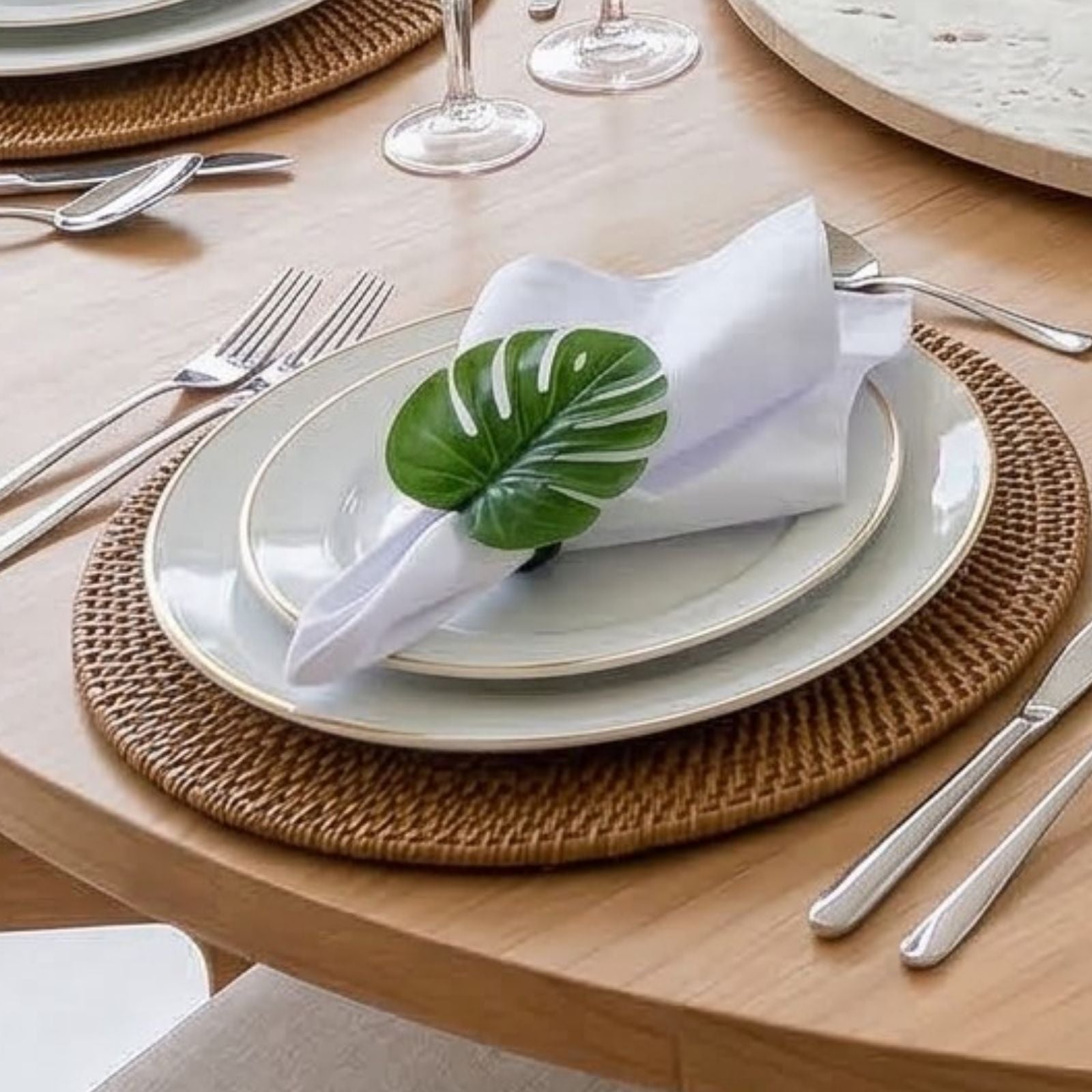 Charlo's Set 6 Green Monstera Leaf Tropical Napkin Rings Ecofriendly Pack for dining table decor