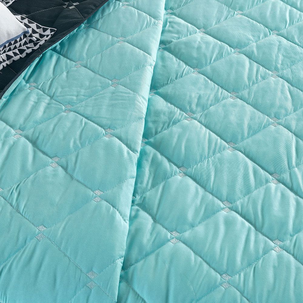 Twin Reversible Bedspread Set Embroidered 94.5 x 70.9 in – 400 Thread Count Soft Elegant Bedding