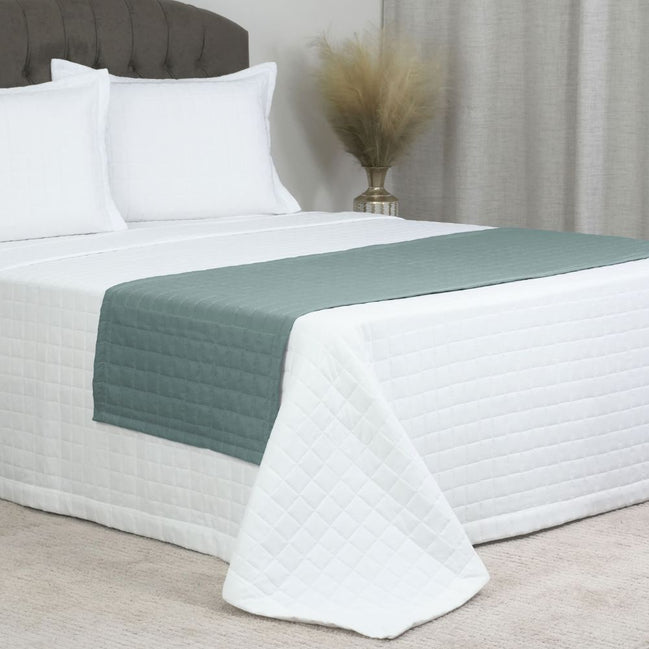 Queen Bed Runner Quilted 78.7 x 26.0 in – 300 Thread Count Microfiber Decorative Bedding