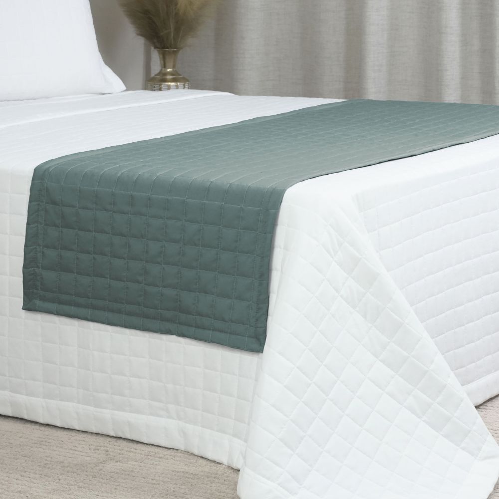 Queen Bed Runner Quilted 78.7 x 26.0 in – 300 Thread Count Microfiber Decorative Bedding
