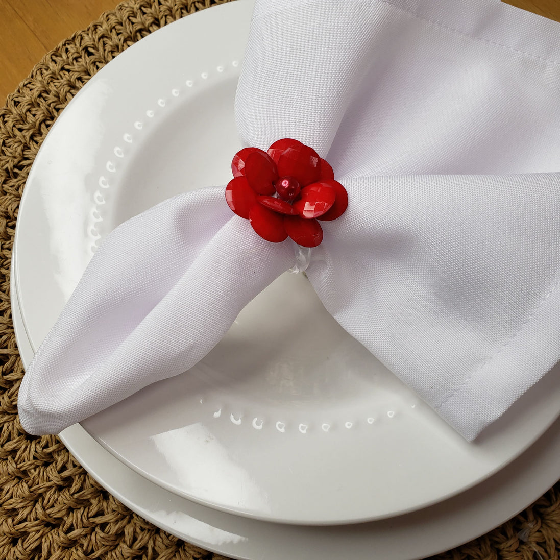 Maison Charlô | Set of 4 Delicate Flower Napkin Rings | Wedding, Thanksgiving, Christmas, New Year, Wedding, Banquet, Birthday