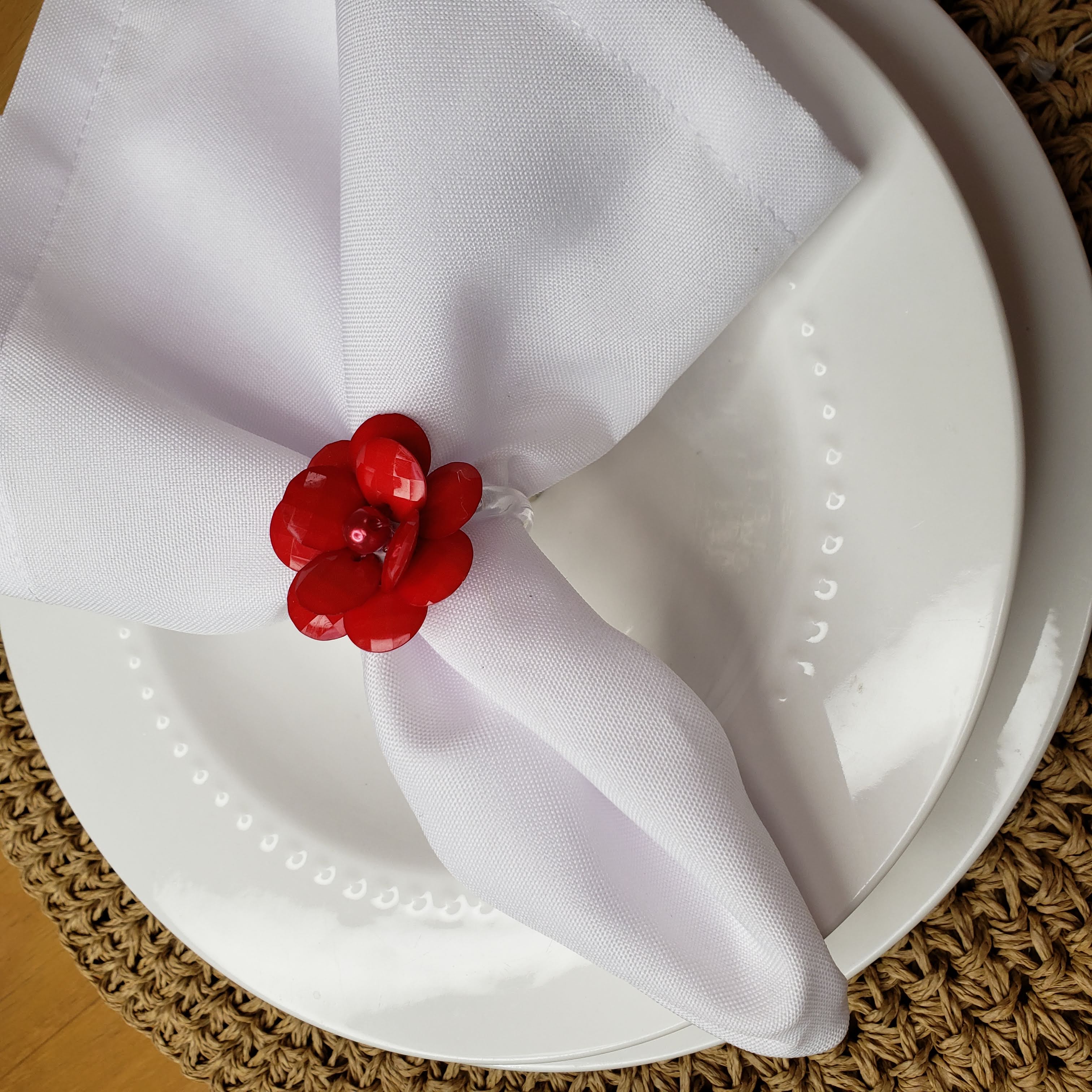 Maison Charlô | Set of 4 Delicate Flower Napkin Rings | Wedding, Thanksgiving, Christmas, New Year, Wedding, Banquet, Birthday
