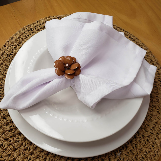 Maison Charlô | Set of 4 Delicate Flower Napkin Rings | Wedding, Thanksgiving, Christmas, New Year, Wedding, Banquet, Birthday