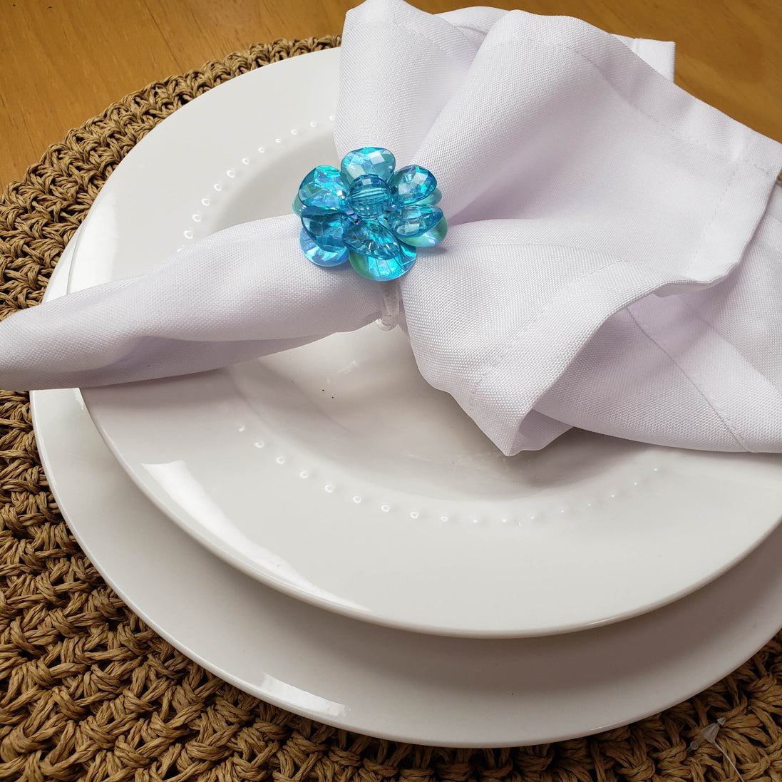 Maison Charlô | Set of 4 Delicate Flower Napkin Rings | Wedding, Thanksgiving, Christmas, New Year, Wedding, Banquet, Birthday